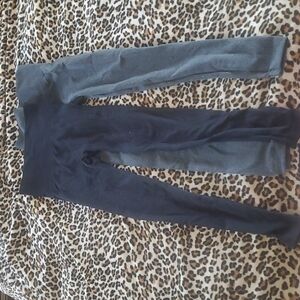 2 pair of Warner's blissful benefits Hoisery